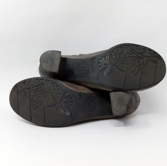 GOLD BUTTON Gray Leather Wingtip detail Heeled Boots, Women's Size EU 37 - Picture 11 of 12